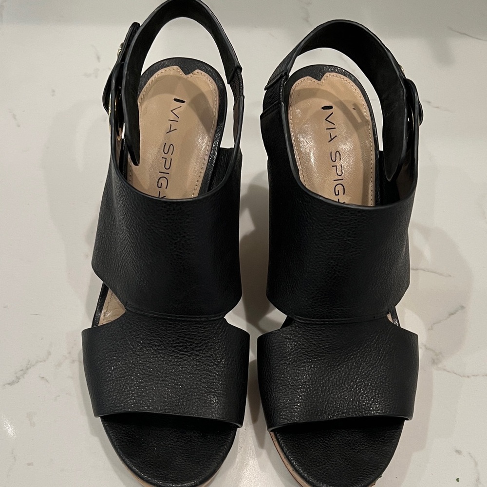 Via Spiga Black Leather Sandals